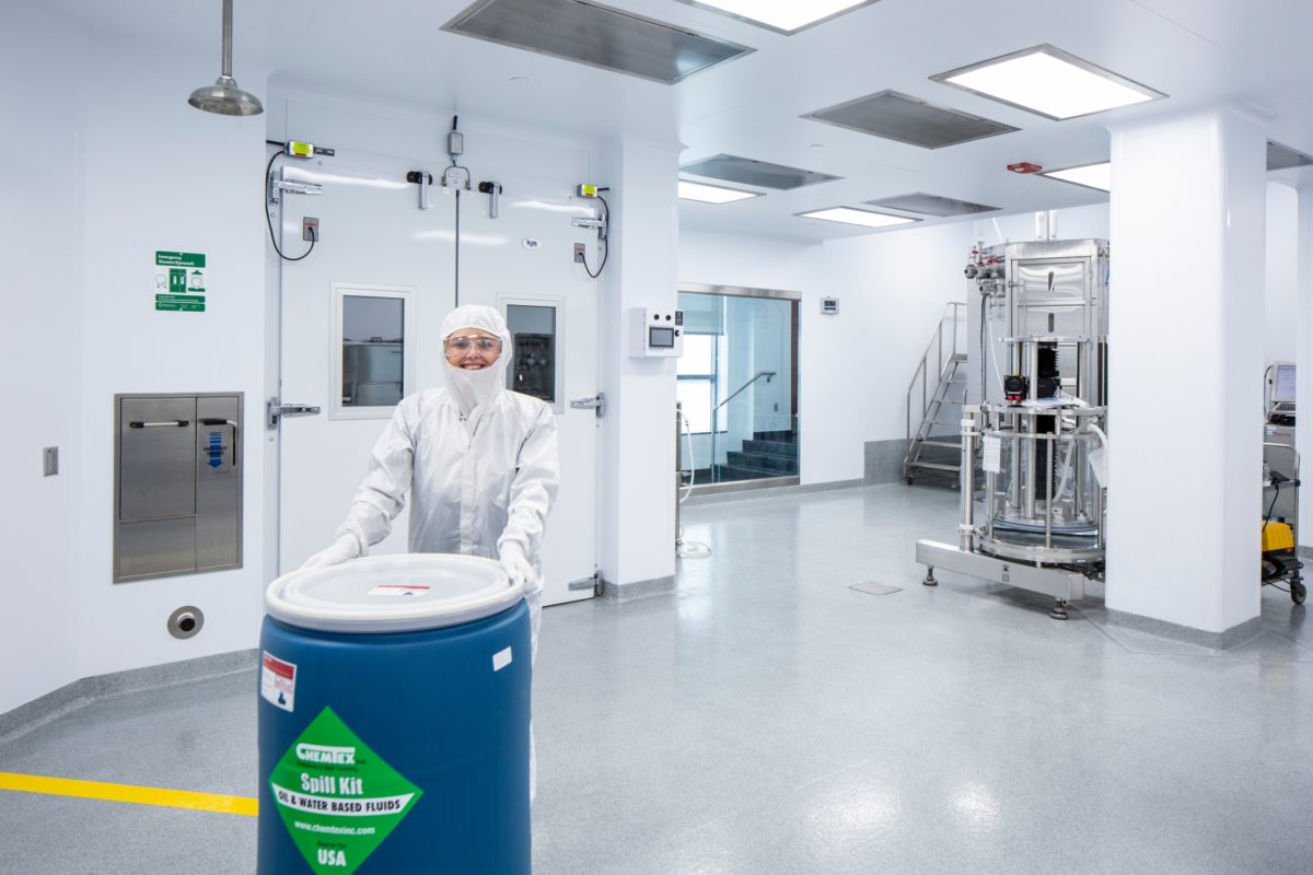 Modular Cleanroom Cleaning Protocols | AES Clean Technology